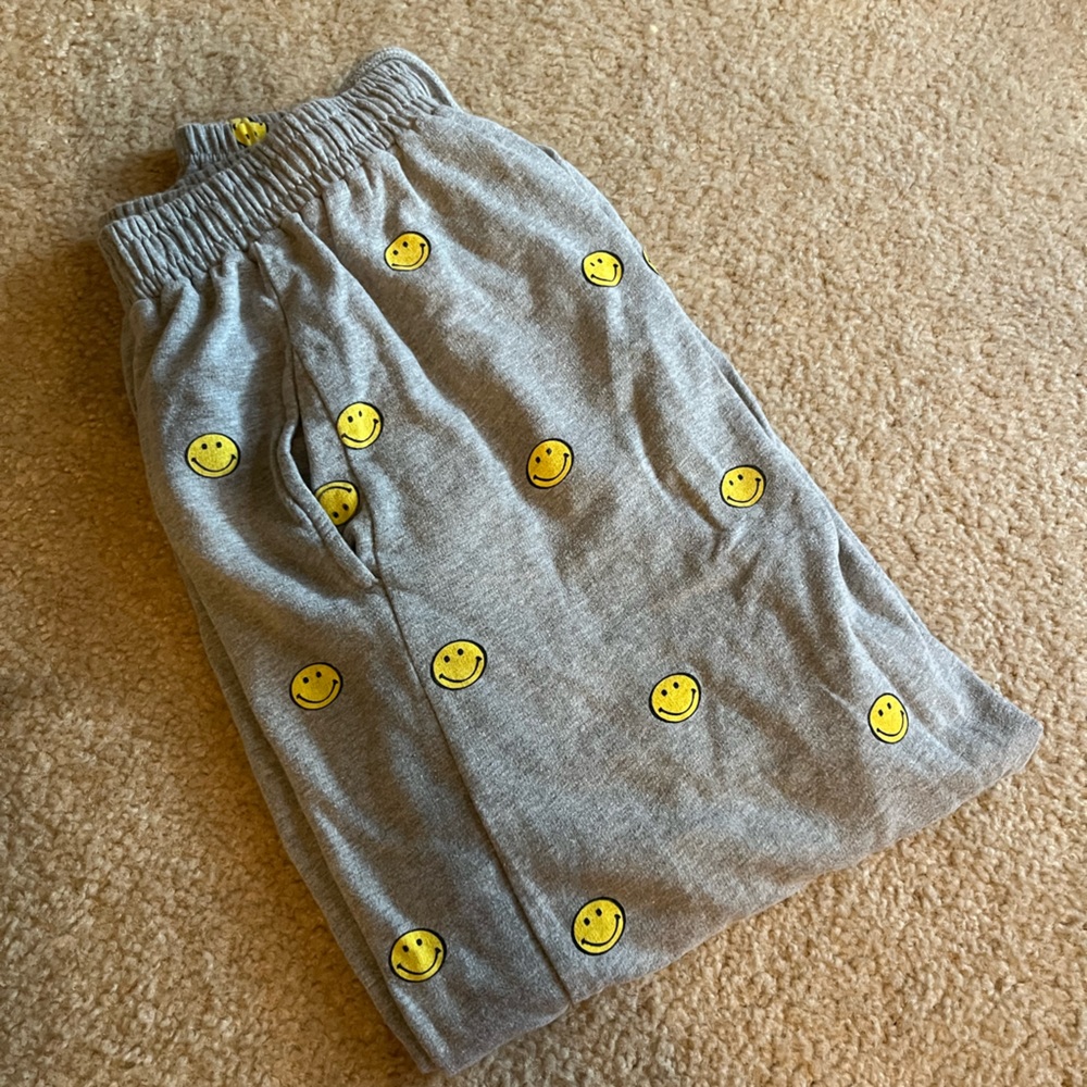 pacsun smiley sweatpants